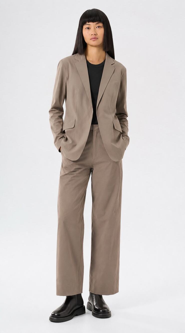 Arc'teryx NWT Women's Veilance Tenia Blazer + Khara Pant Set Earth Sz Large/12